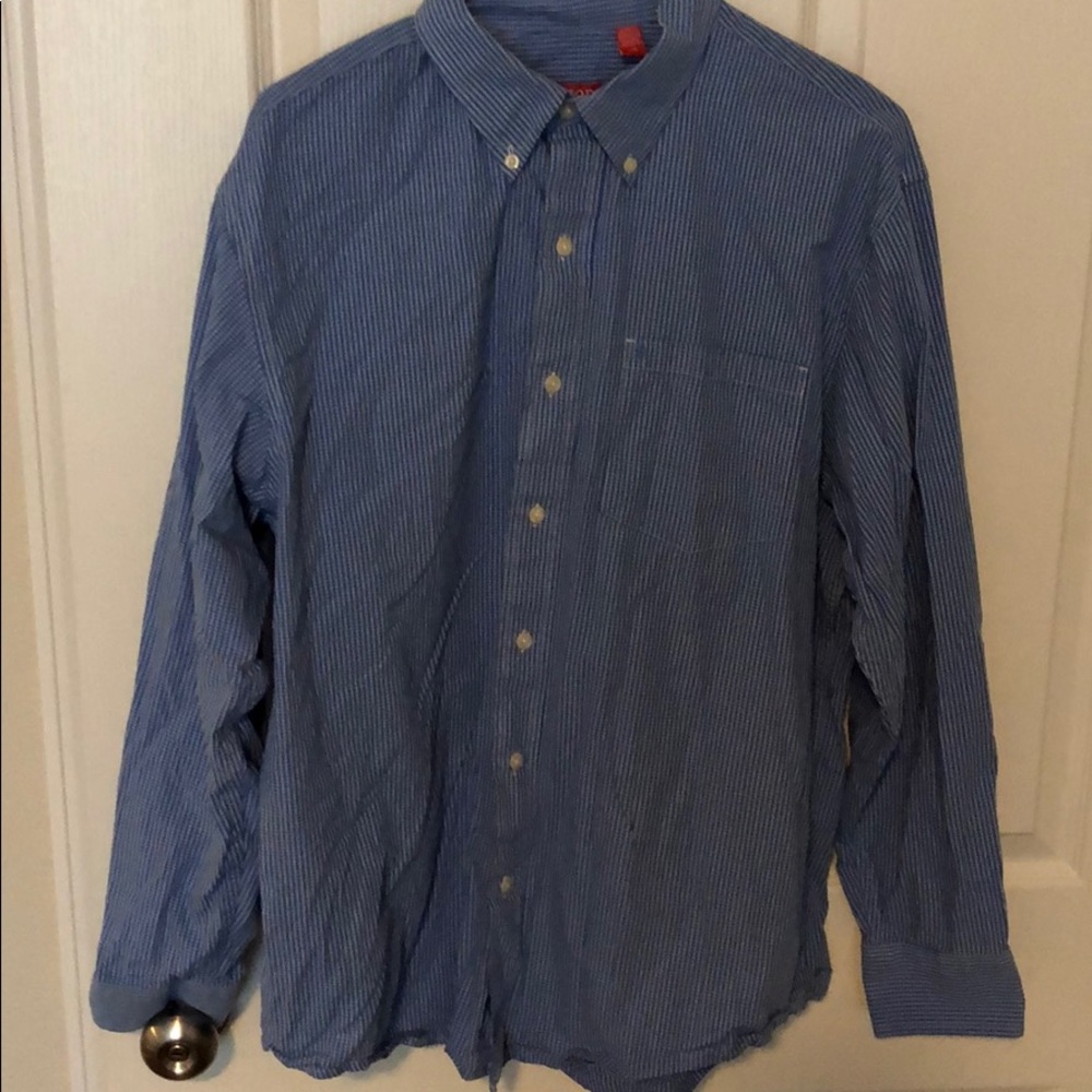 Izod long sleeve blue checker shirt